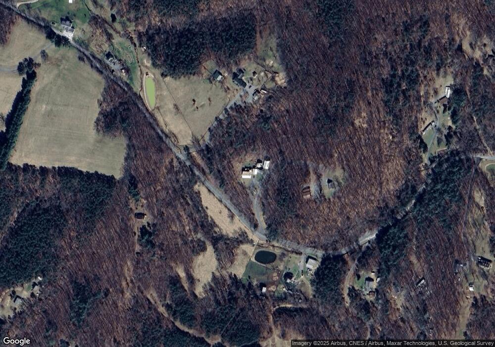 35 Ryan Ln, Berkeley Springs, WV 25411 - photo 1