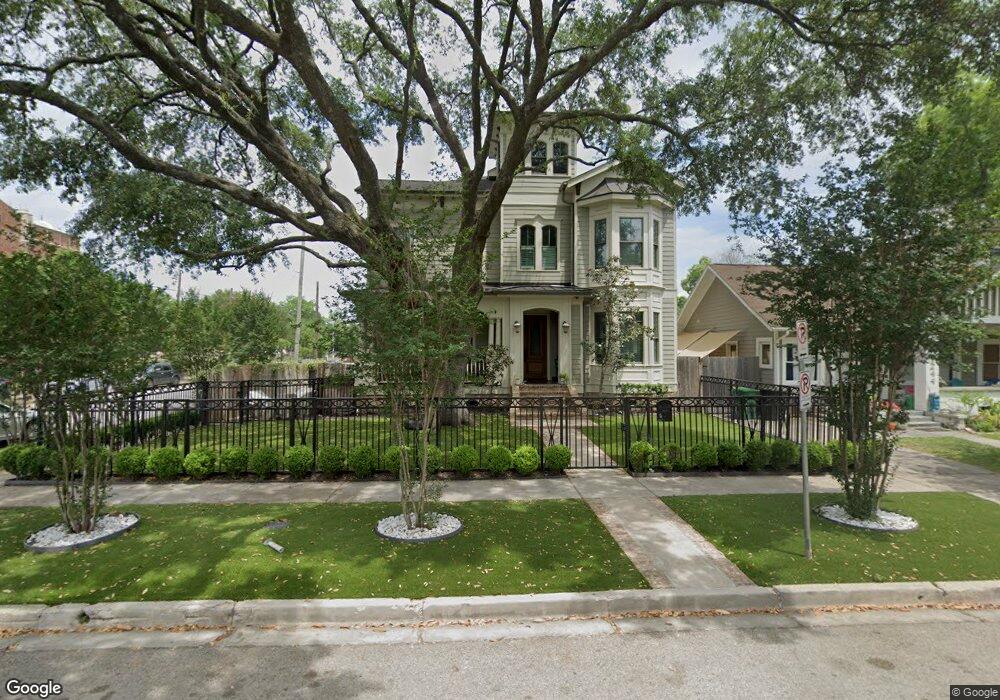 1246 Columbia St, Houston, TX 77008 - photo 1