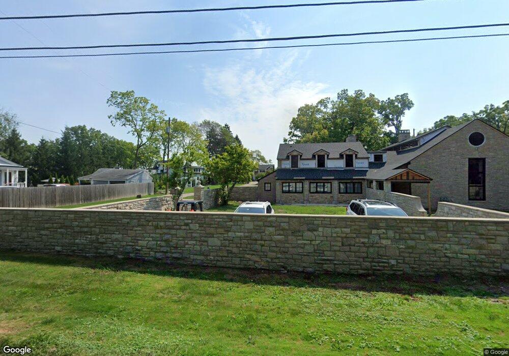 19803 Parke Ln, Grosse Ile, MI 48138 - photo 1