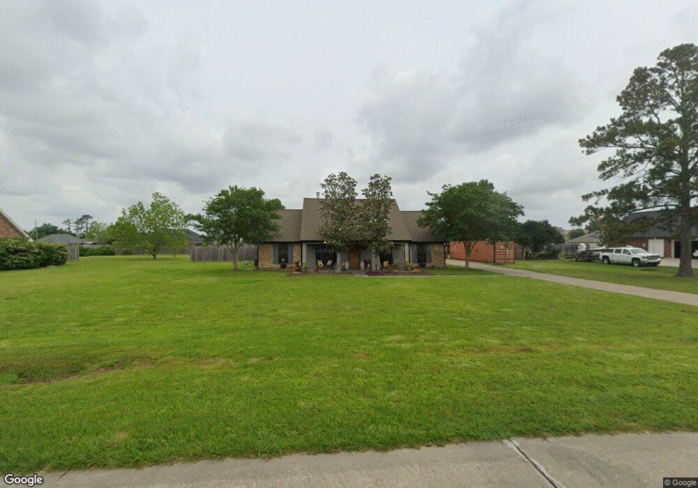 1726 Swan Dr, Lake Charles, LA 70605 - photo 1