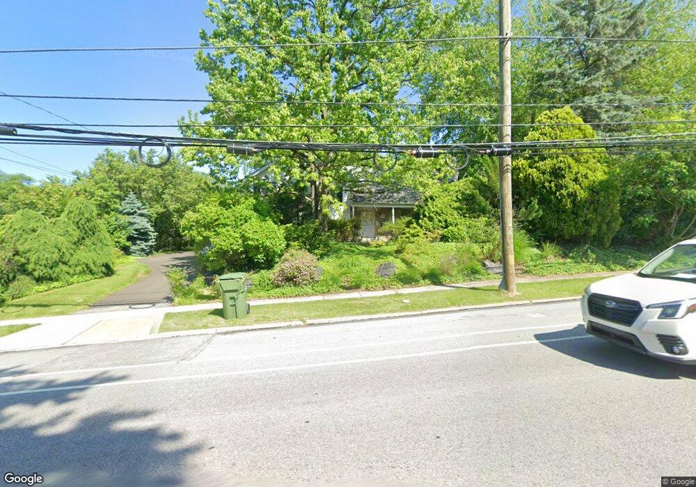 900 Twining Rd, Dresher, PA 19025 - photo 1