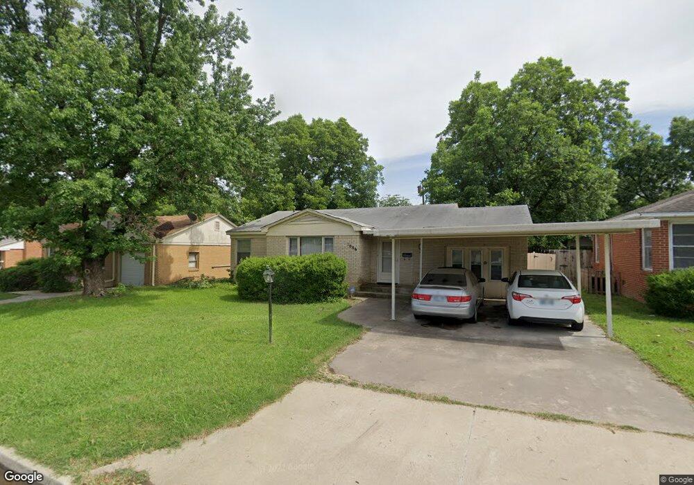 1006 Davis St NW, Ardmore, OK 73401 - photo 1
