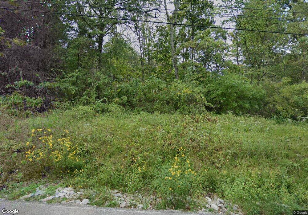 7714 S Christianburg Rd, Columbus, IN 47201 - photo 1