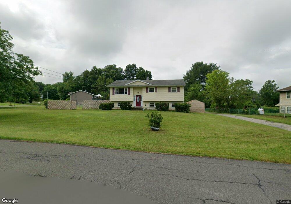 30 Windmill Rd, Poughkeepsie, NY 12601 - photo 1