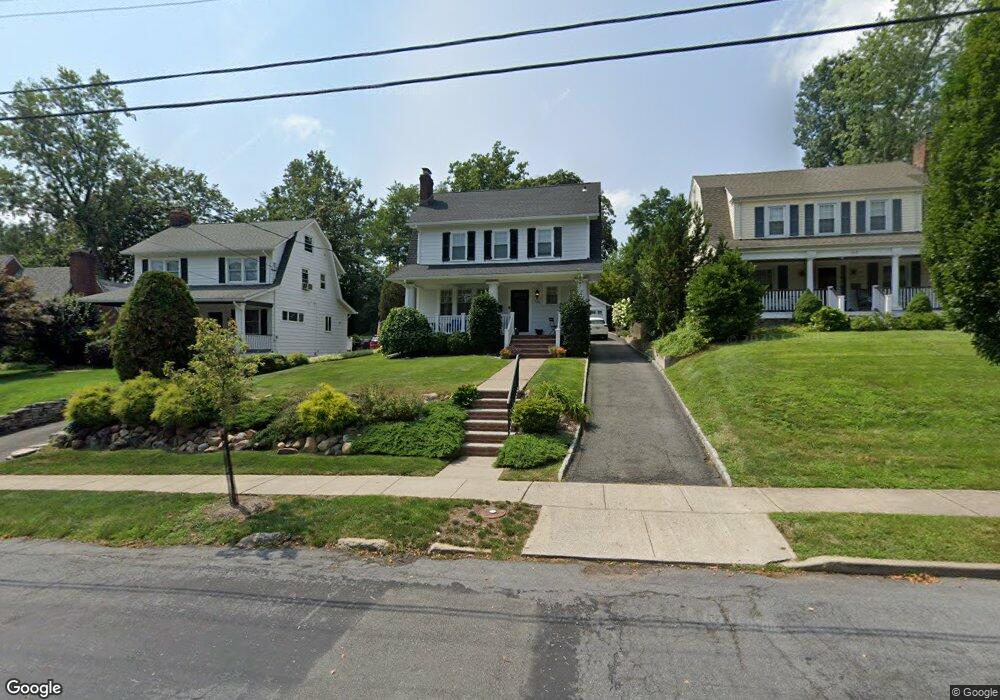 165 Myrtle Ave, Millburn, NJ 07041 - photo 1