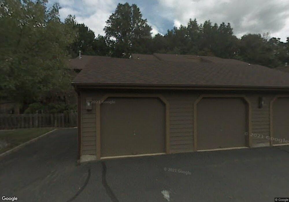 173 Hidden Hollow Ct unit 173, Edison, NJ 08820 - photo 1