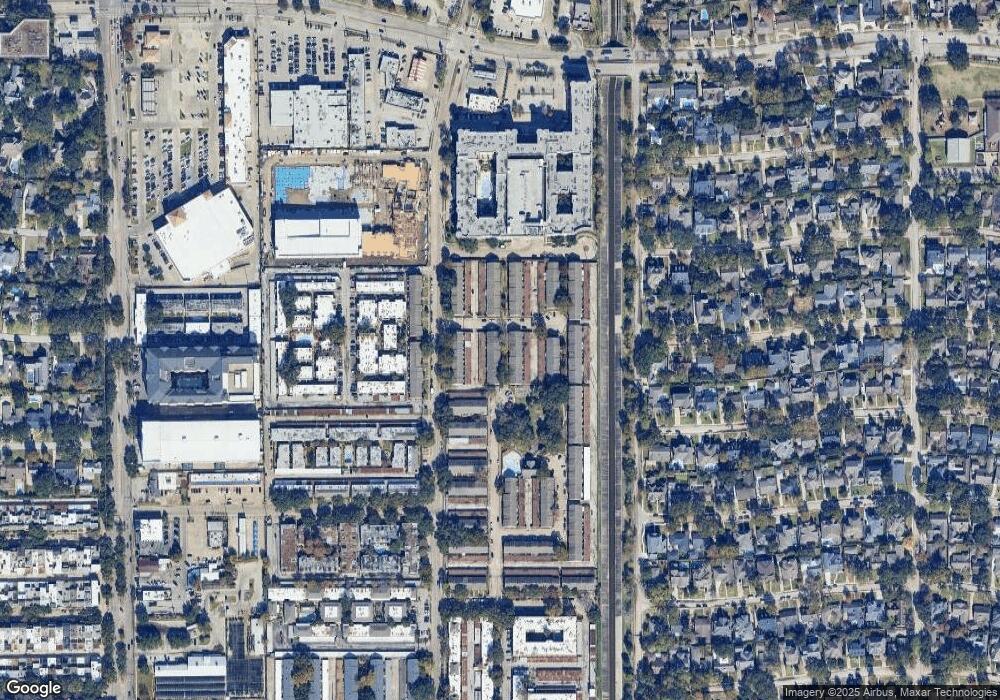 6327 Briar Rose Dr unit 137, Houston, TX 77057 - photo 1