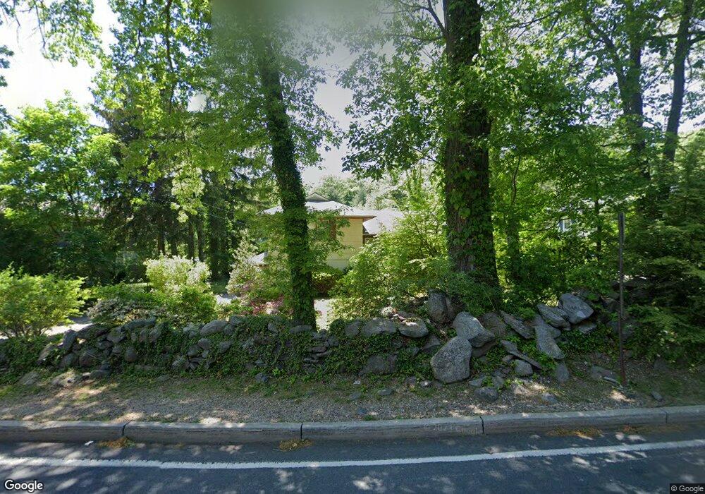 53 Underhill Rd, Scarsdale, NY 10583 - photo 1