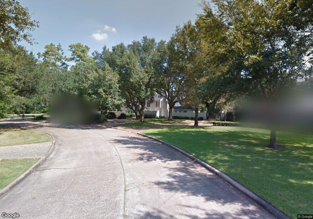 212 Kensington Ct, Houston, TX 77024 - photo 1