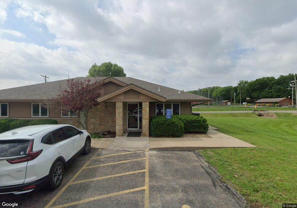 6600 SW 10th Ave, Topeka, KS 66615 - photo 1