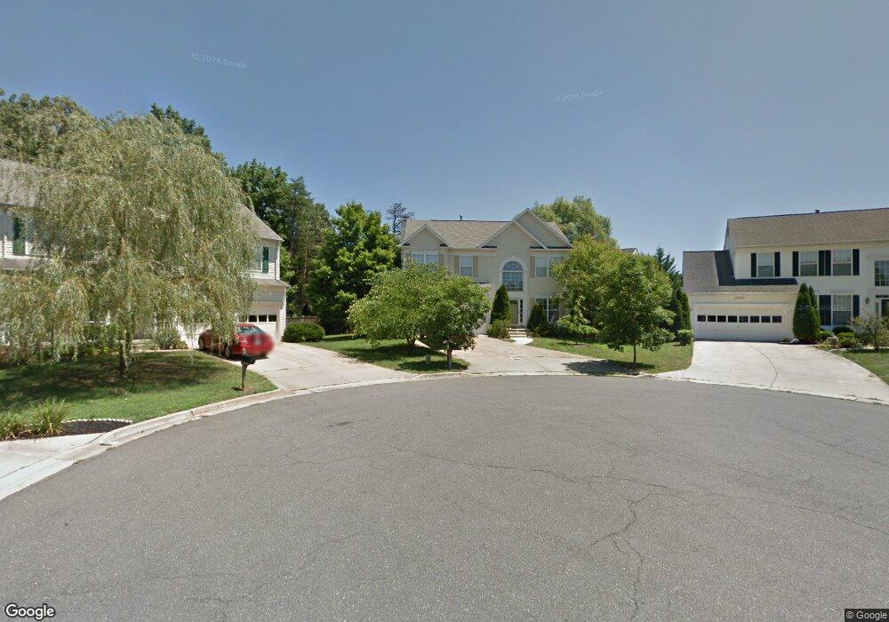 11205 Laurel Grove Ct, Laurel, MD 20708 - photo 1