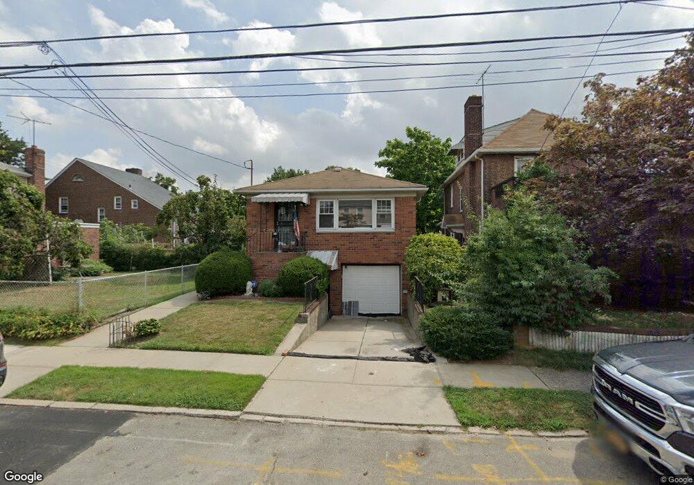 4611 158th St, Flushing, NY 11358 - photo 1