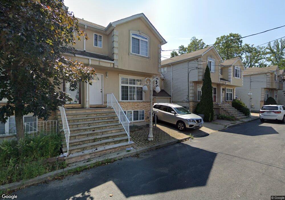 48 Lucy Loop, Staten Island, NY 10312 - photo 1