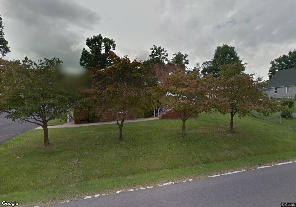 2026 Lyndhurst Rd, Waynesboro, VA 22980 - photo 1