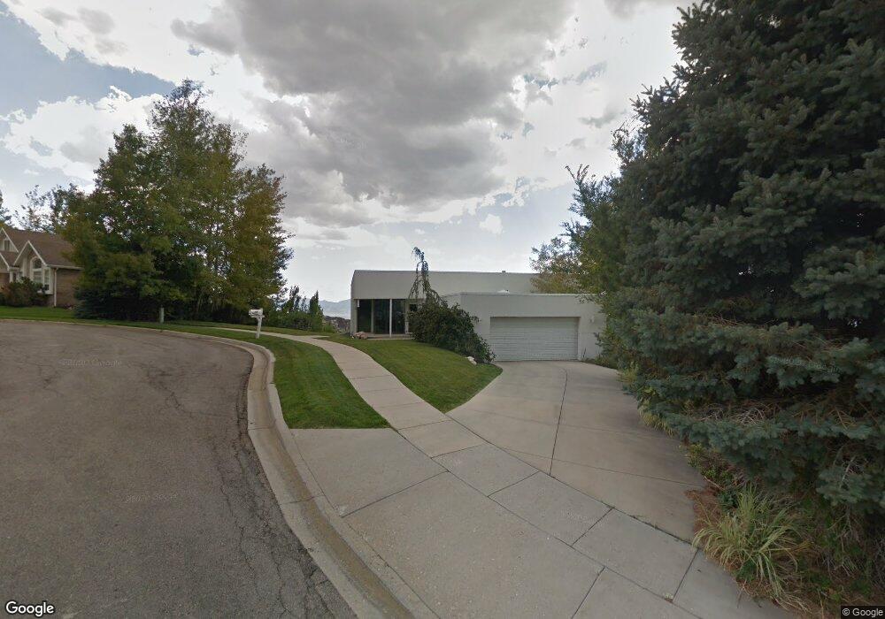 3898 Newport Cir, Bountiful, UT 84010 - photo 1