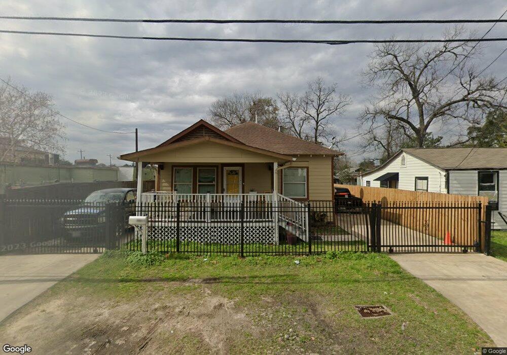 5011 Chapman St, Houston, TX 77009 - photo 1