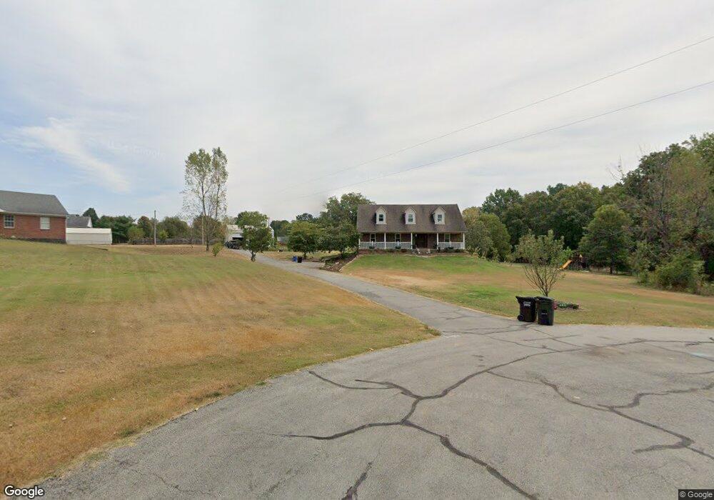 404 Reid Ave, Shepherdsville, KY 40165 - photo 1