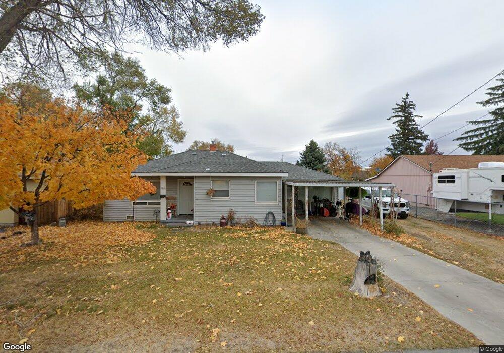 1111 W Antler Ave, Redmond, OR 97756 - photo 1