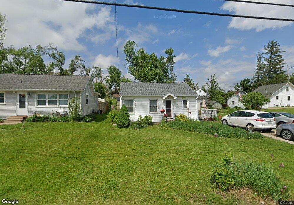 2316 Fruitland Blvd SW, Cedar Rapids, IA 52404 - photo 1