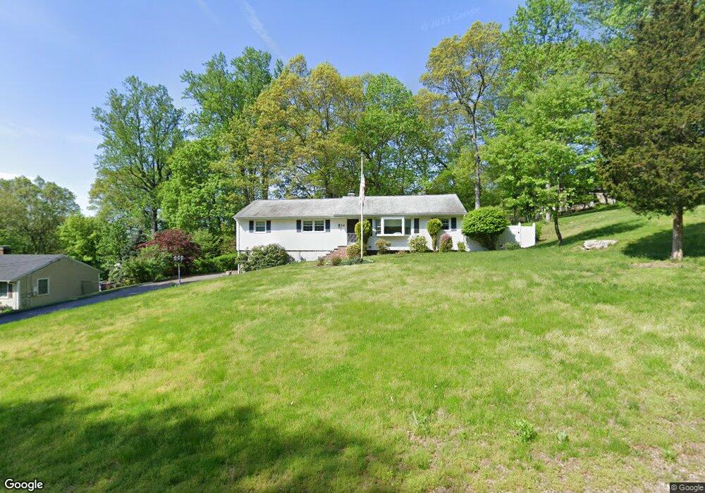 15 Echo Hill Rd, Trumbull, CT 06611 - photo 1