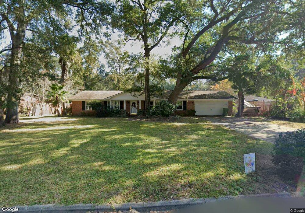 10 S Millward Rd, Savannah, GA 31410 - photo 1