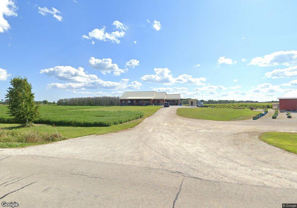 519 E Hillcrest Rd, Two Rivers, WI 54241 - photo 1