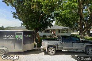 302 4th Ave SW, State Center, IA 50247