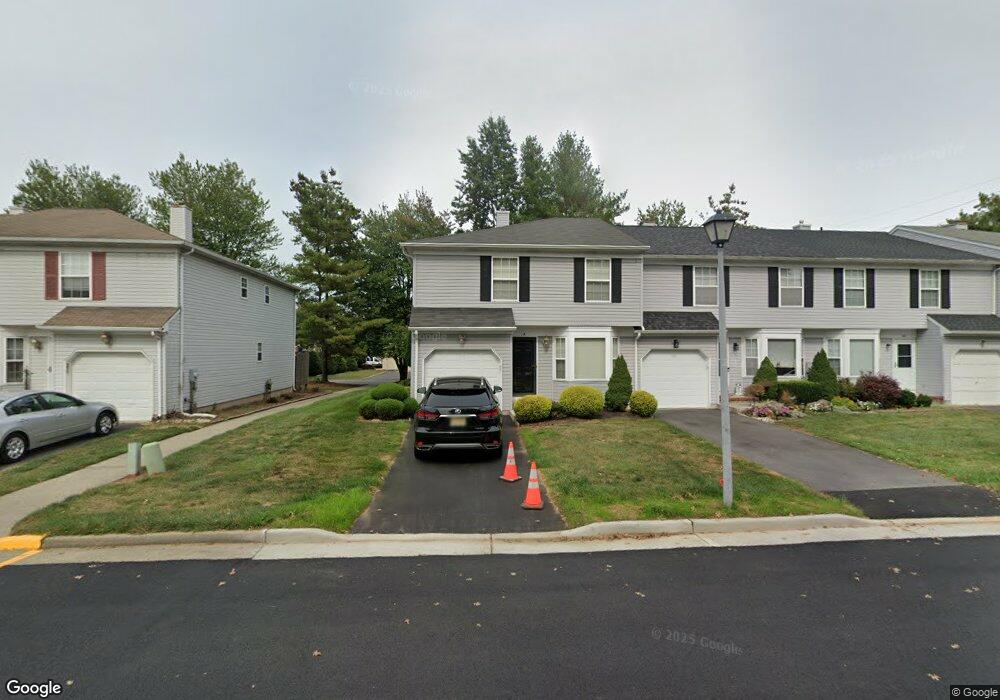 18 Birchwood Ct, Middlesex, NJ 08846 - photo 1