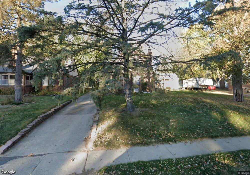 1924 34th St, Des Moines, IA 50310 - photo 1