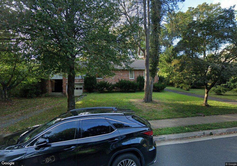 209 N Oak St, Falls Church, VA 22046 - photo 1