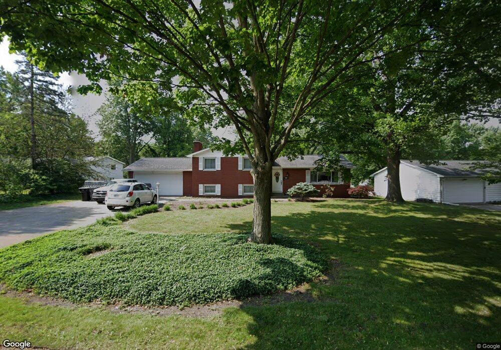 18270 Chaucer Ln, South Bend, IN 46637 - photo 1