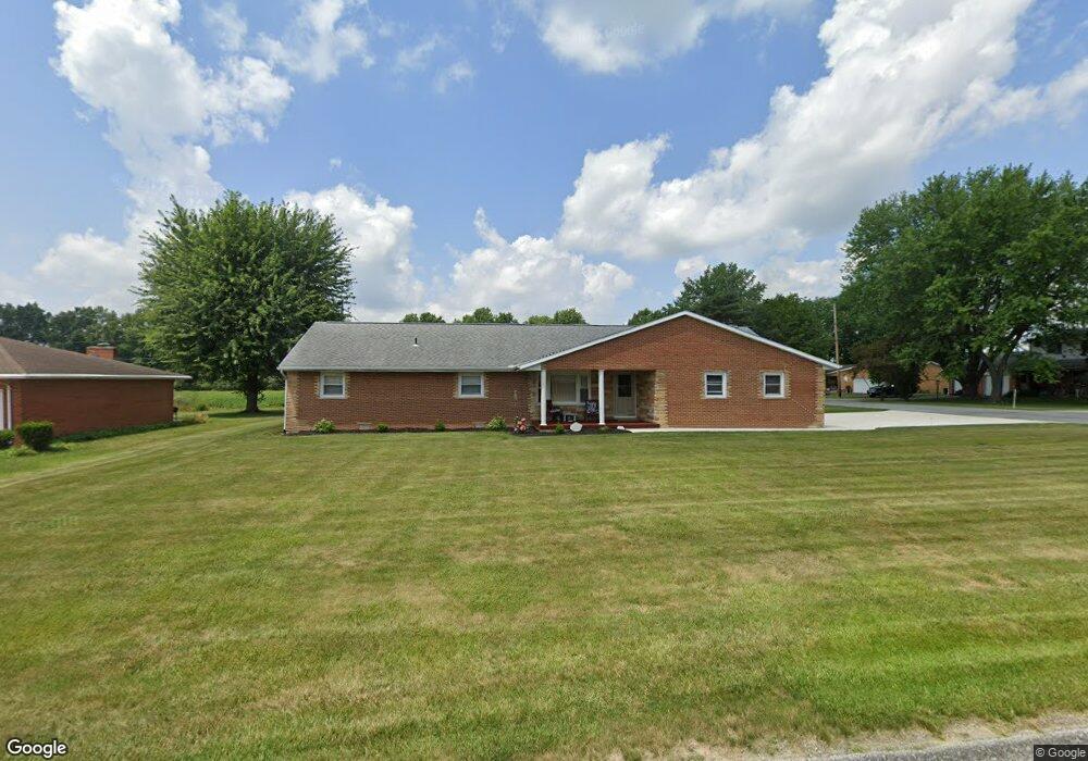 2593 Susan Ann Dr, Lima, OH 45807 - photo 1