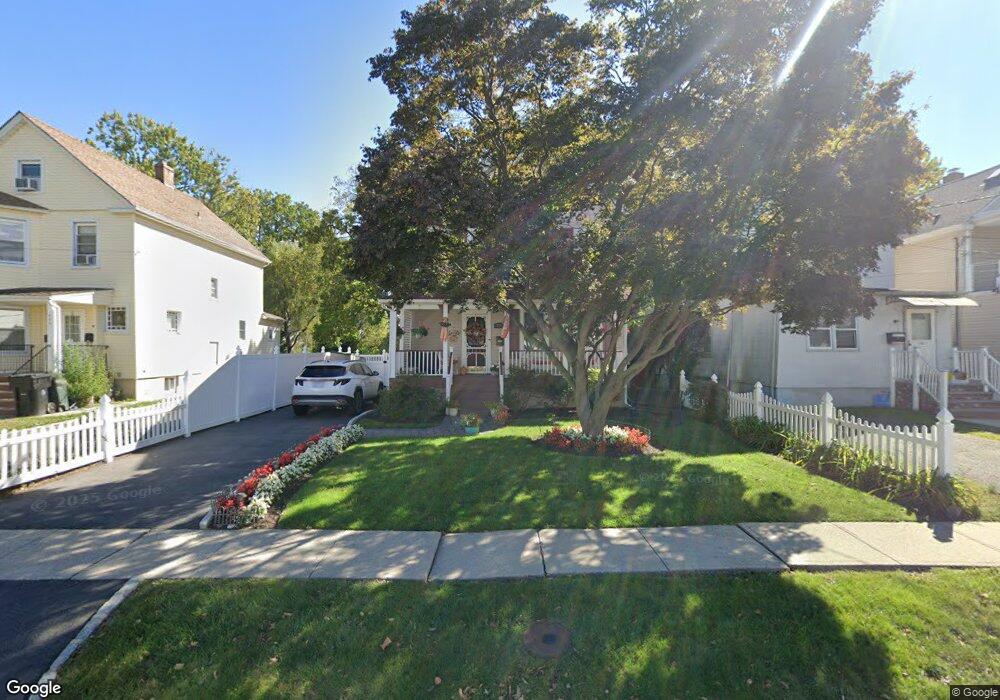 431 W Broad St, Westfield, NJ 07090 - photo 1