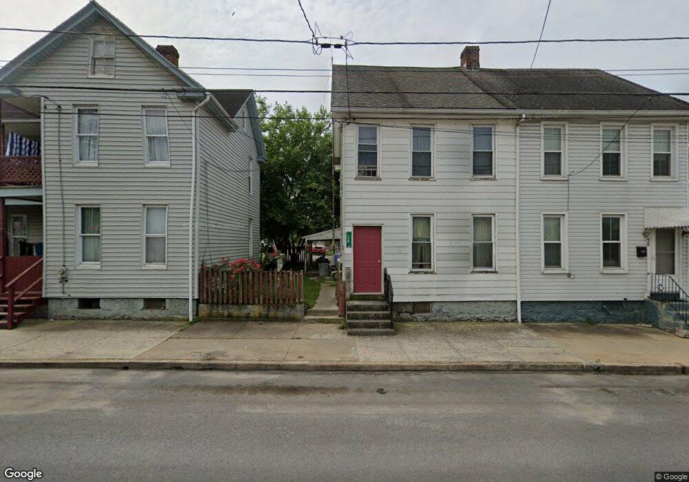 34 W Catherine St, Chambersburg, PA 17201 - photo 1