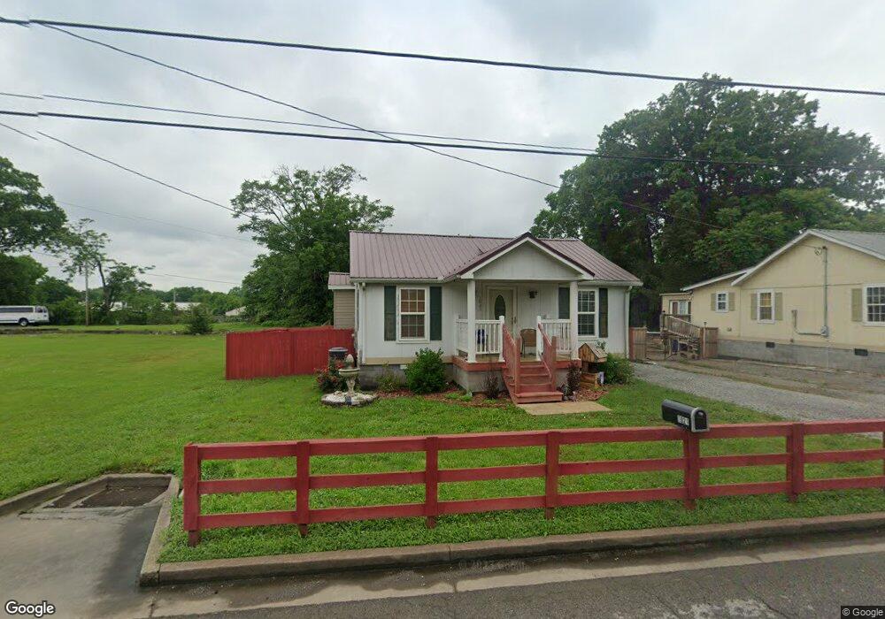 1021 Lipscomb St, Shelbyville, TN 37160 - photo 1