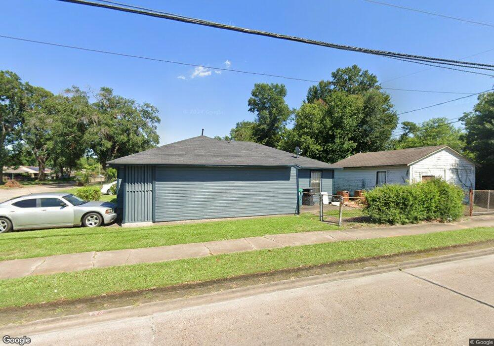 3902 Daphne St, Houston, TX 77021 - photo 1