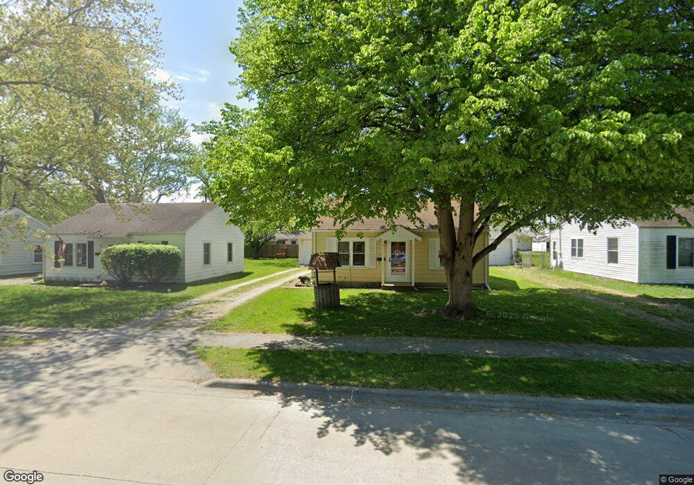 1541 Pulaski St, Lincoln, IL 62656 - photo 1