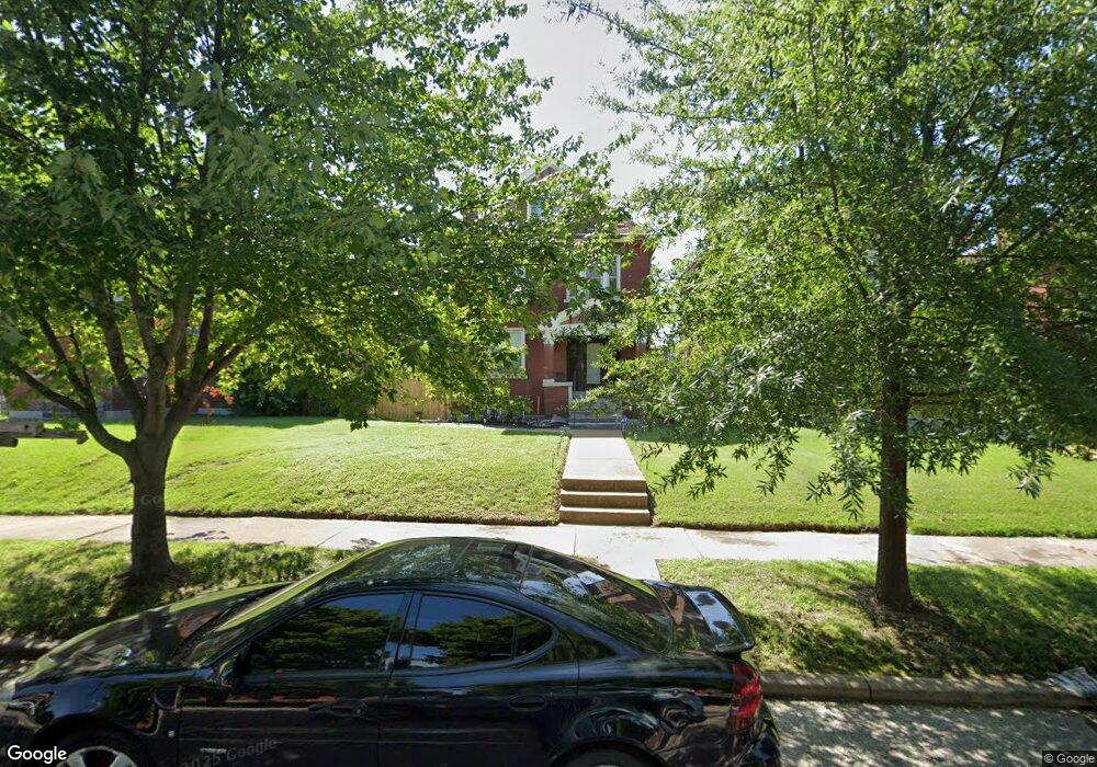 4508 Holly Ave, Saint Louis, MO 63115 - photo 1