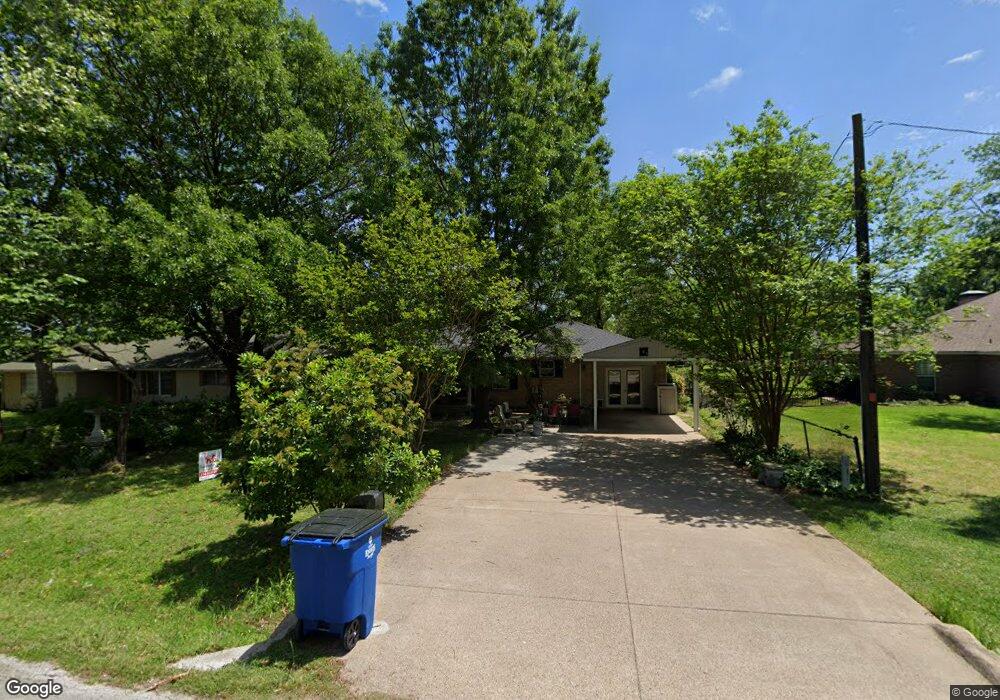 907 E Waco St, Ennis, TX 75119 - photo 1