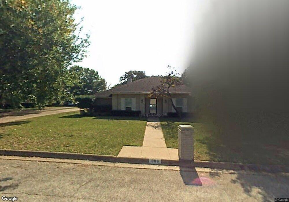 906 Lynhurst Ln, Denton, TX 76205 - photo 1