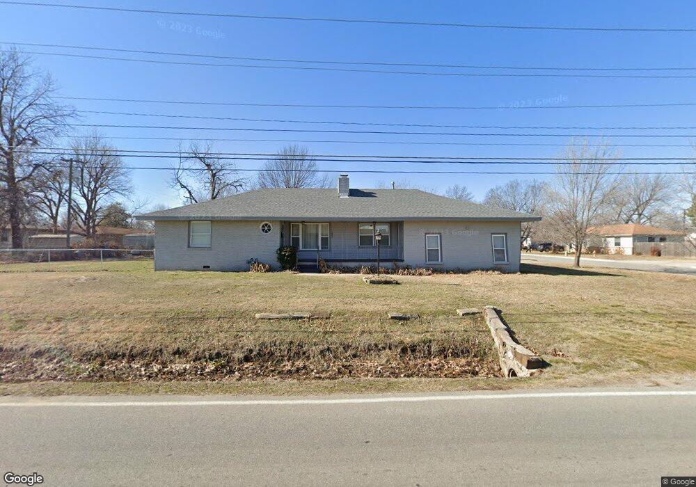1002 S Osage St, Skiatook, OK 74070 - photo 1