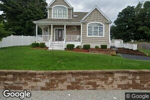 28 Edgewater Rd, Hull, MA 02045