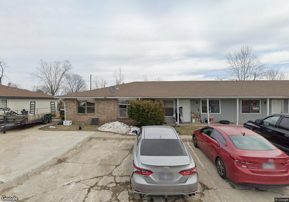 1057 W Hendrix St, Rogers, AR 72756 - photo 1