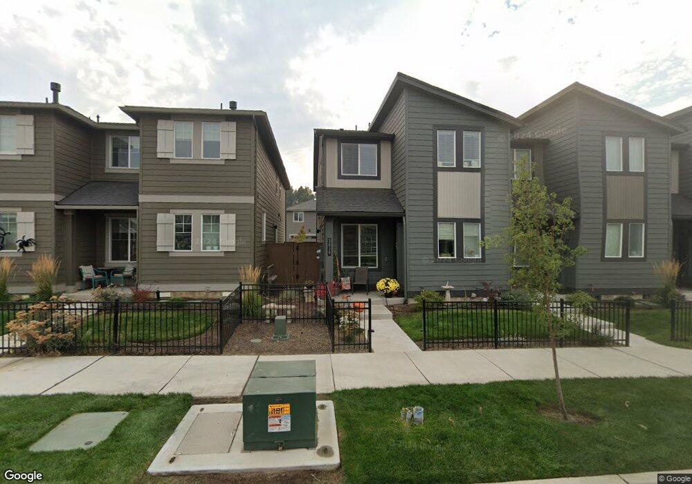 3023 NE Red Jasper Place unit 153, Bend, OR 97701 - photo 1