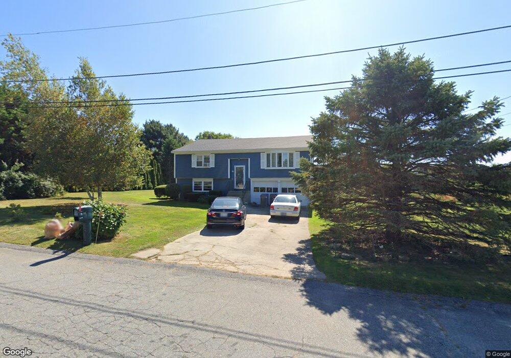 35 Trout Dr, Middletown, RI 02842 - photo 1