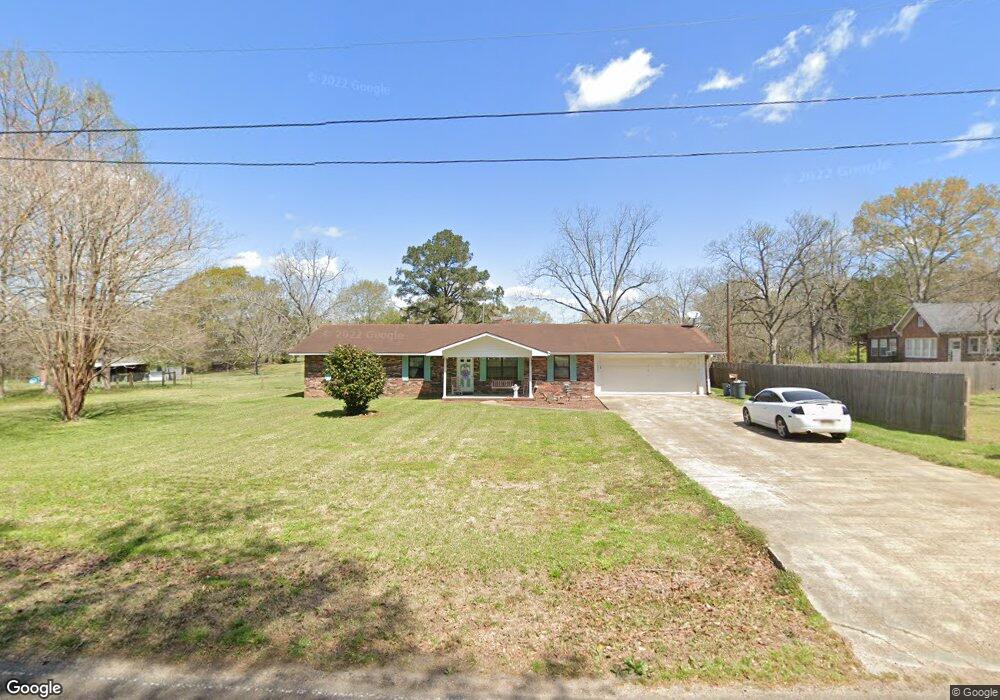 1027 Common St, Wesson, MS 39191 - photo 1