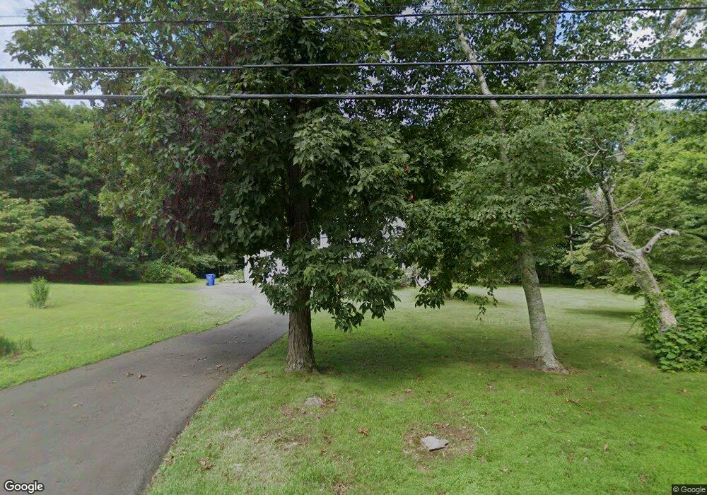 205 Duncaster Rd, Bloomfield, CT 06002 - photo 1