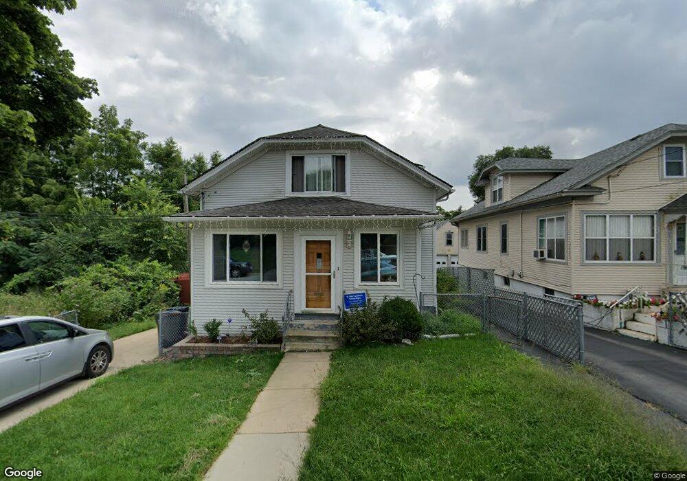 307 Cherry St, Elgin, IL 60120 - photo 1