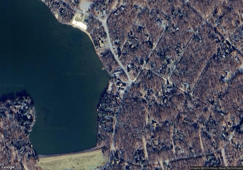 388 N Arrow Dr, Pocono Lake, PA 18347 - photo 1