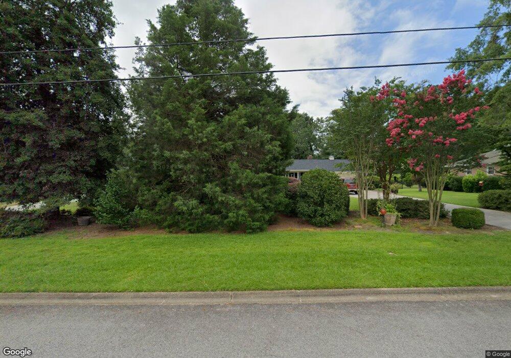 404 Alice Dr, Camden, SC 29020 - photo 1